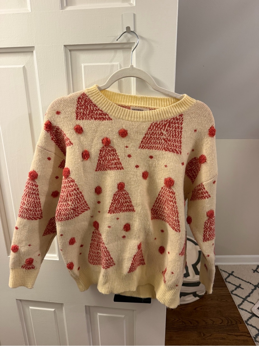 Cream & Red Pom-Pom Patterned Women's Sweater